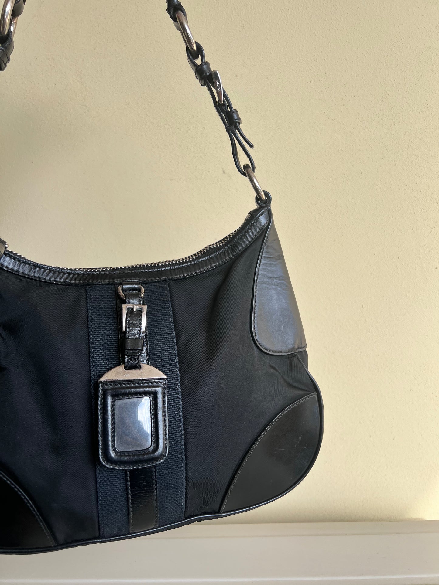 Prada Hobo nylon e pelle