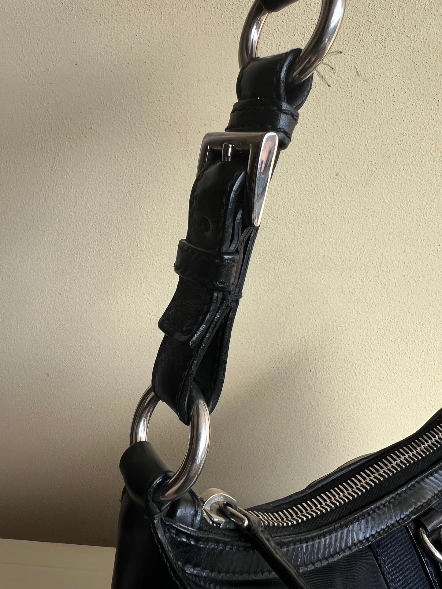 Prada Hobo nylon e pelle