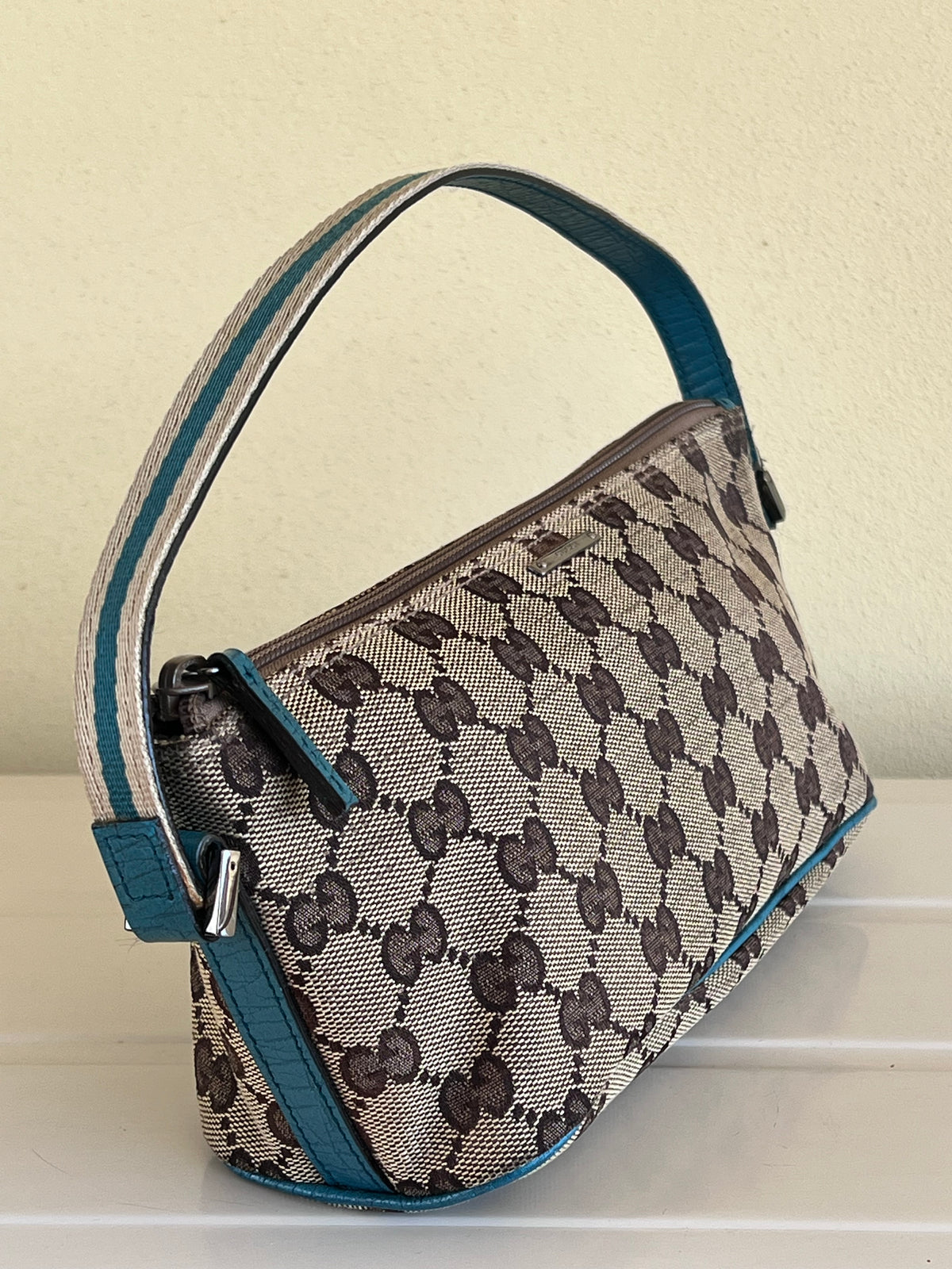 Gucci boat bag turquoise