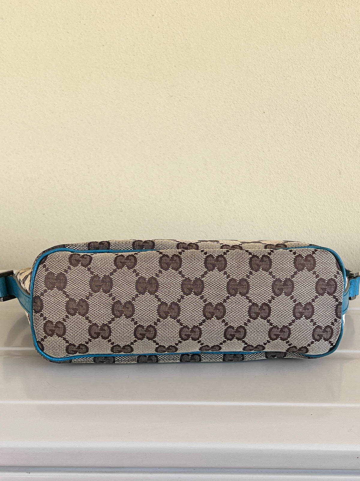 Gucci boat bag turquoise