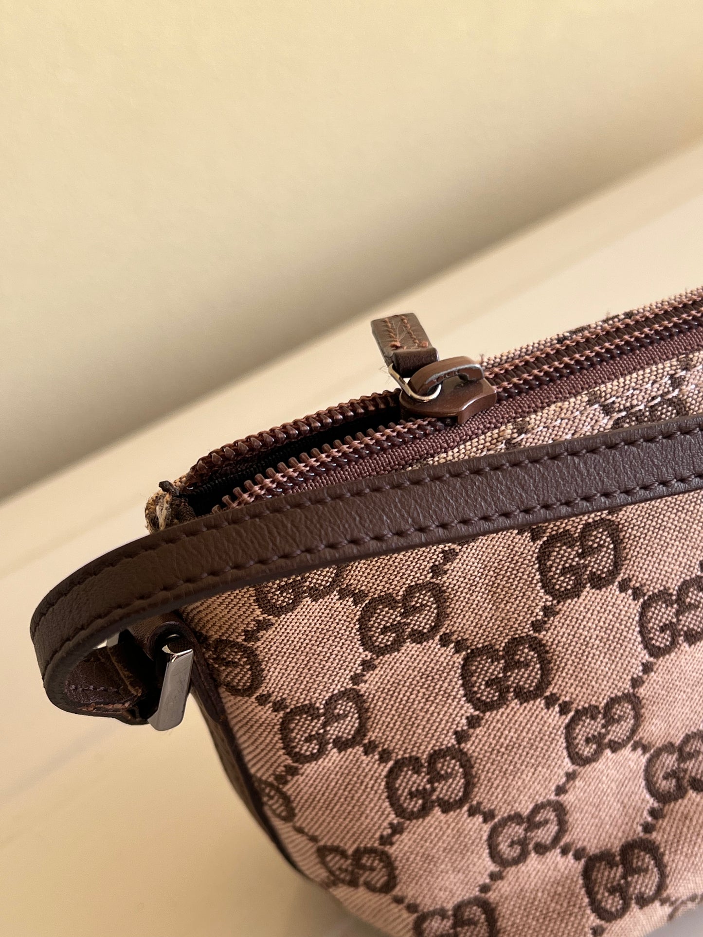 Gucci Boat bag beige