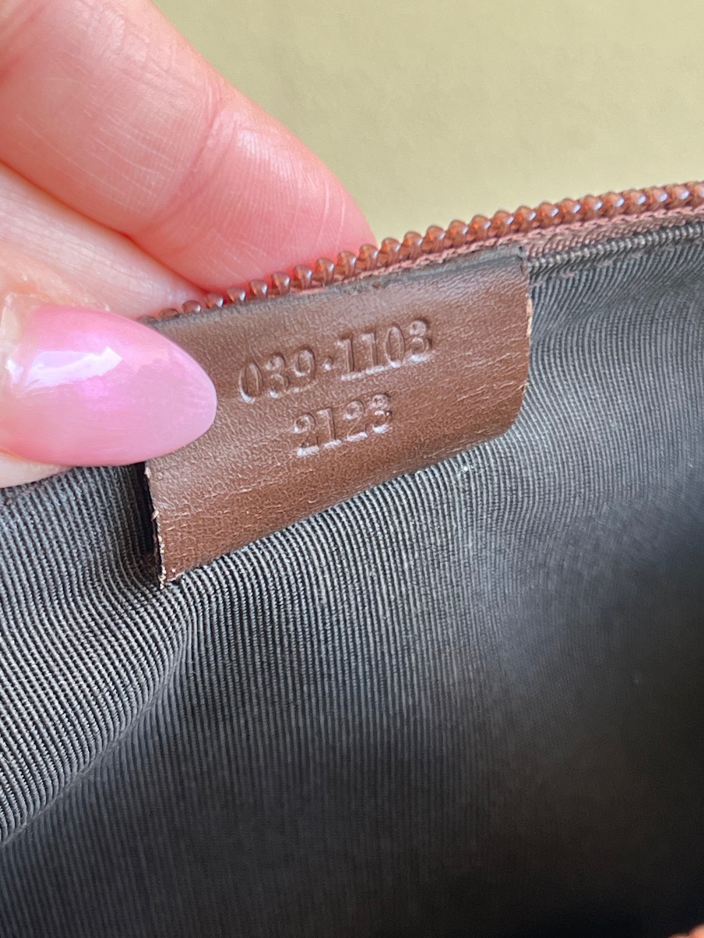 Gucci Boat bag beige