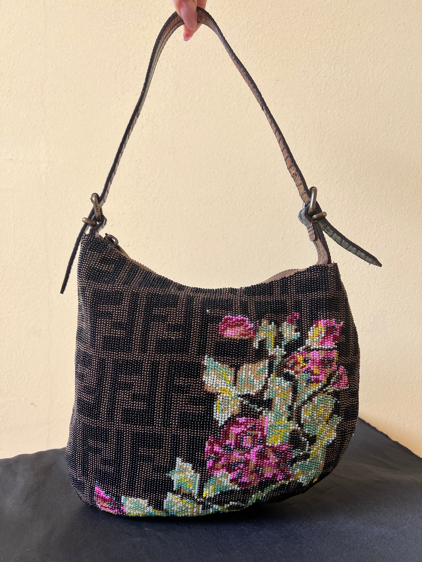 Fendi Oyster ricamo flower