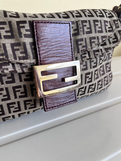 Fendi Baguette zucchino Brown