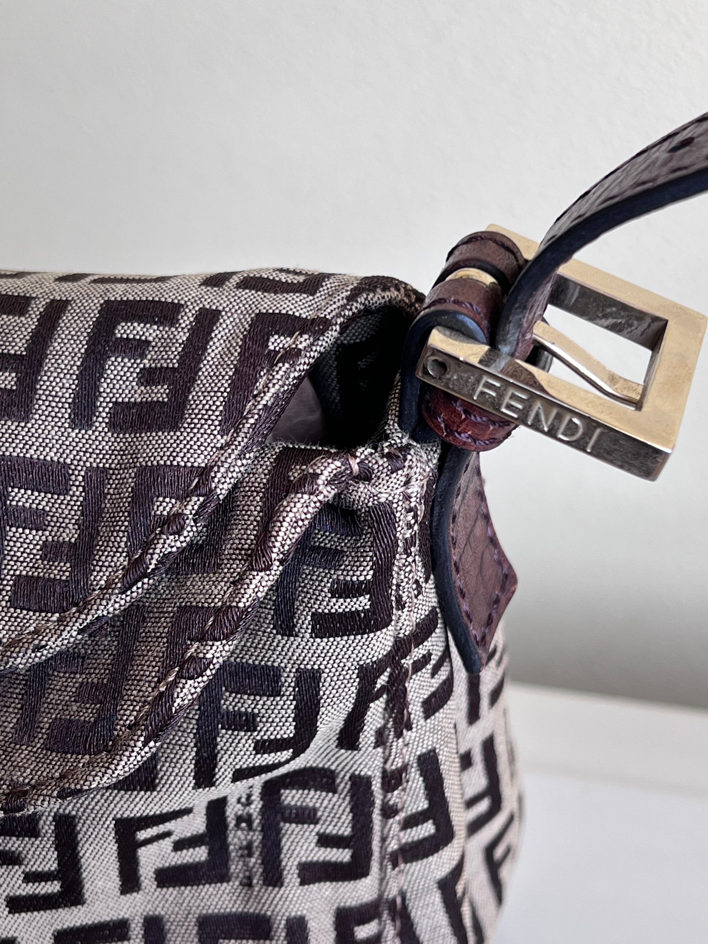 Fendi Baguette zucchino Brown