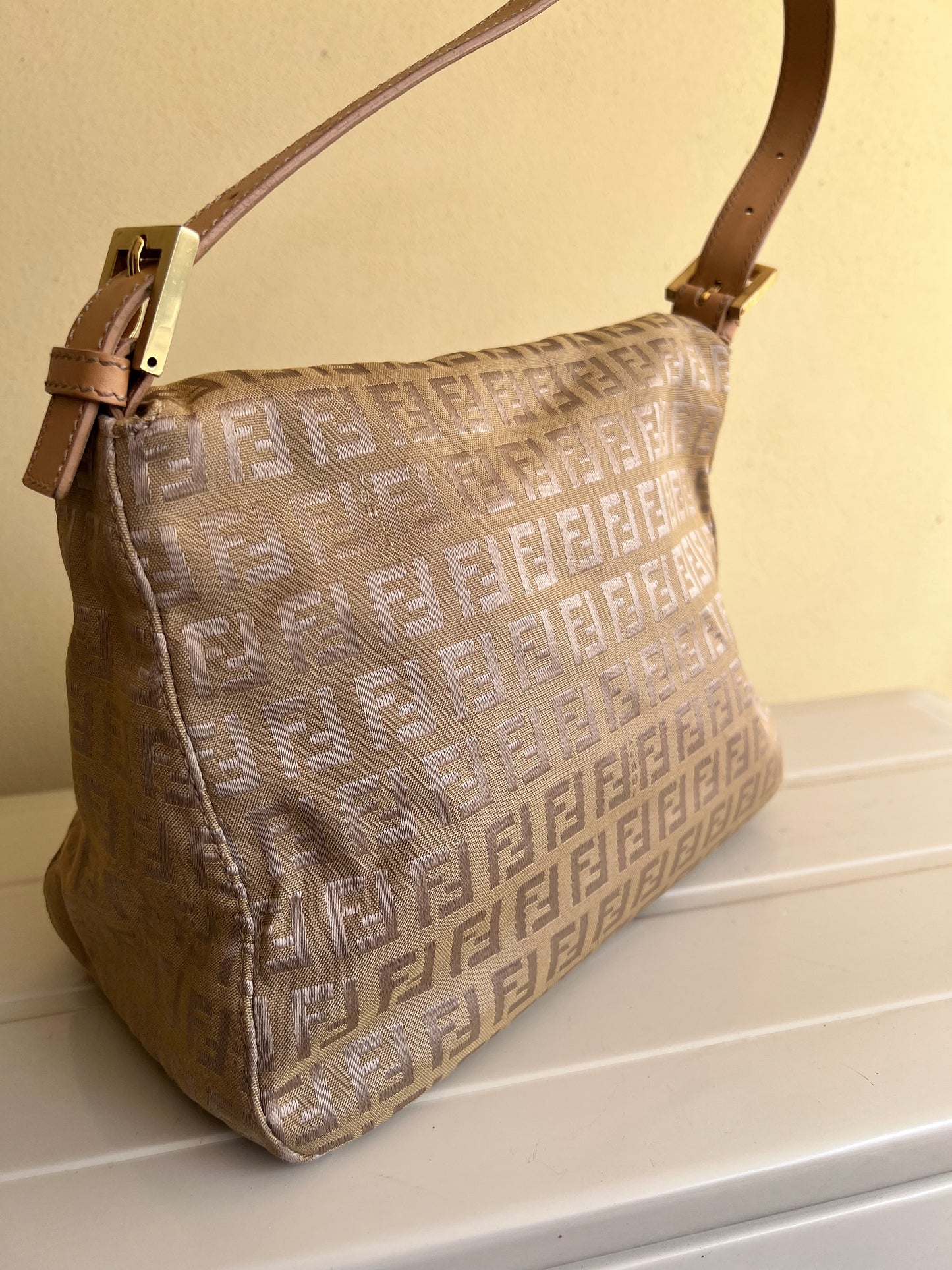 Fendi Mamma beige pattern