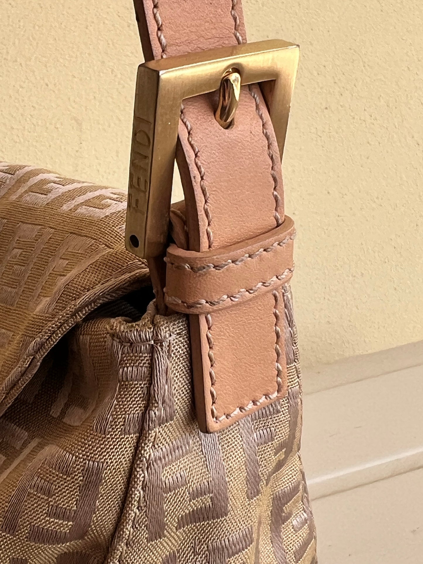 Fendi Mamma beige pattern