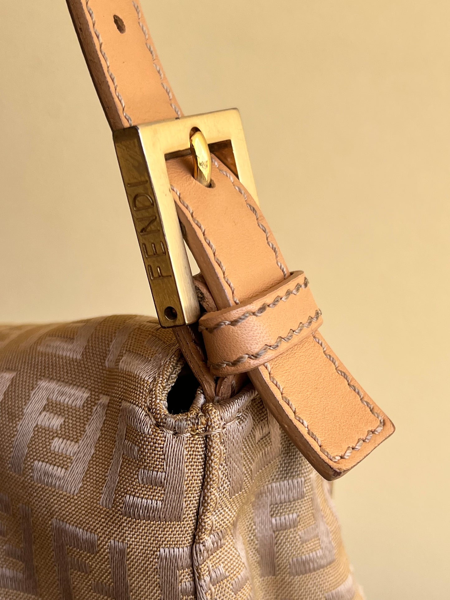 Fendi Mamma beige pattern