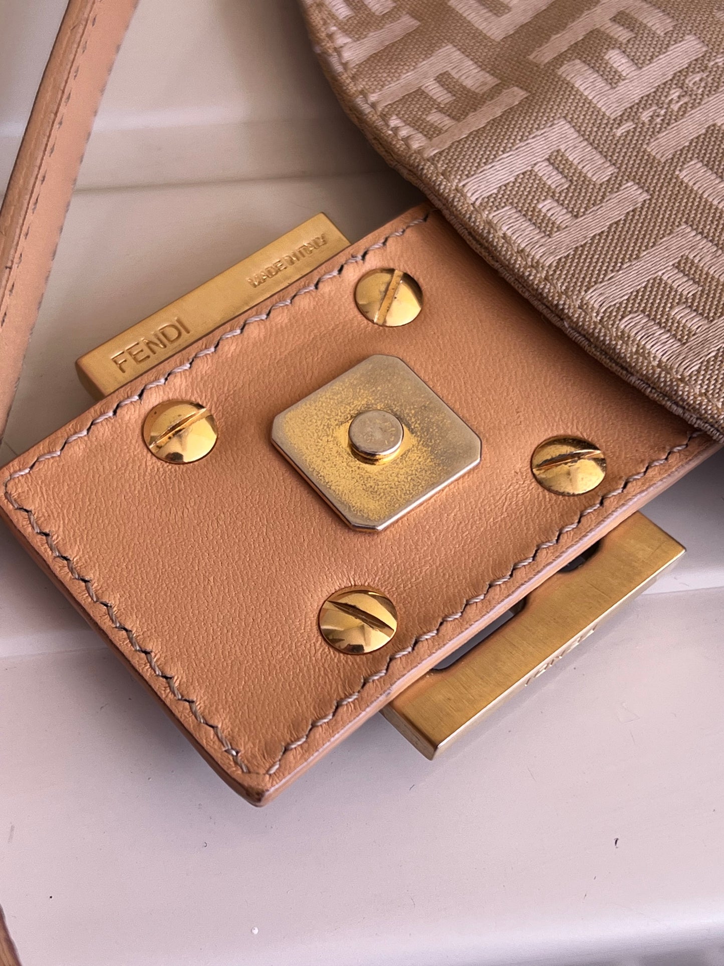 Fendi Mamma beige pattern