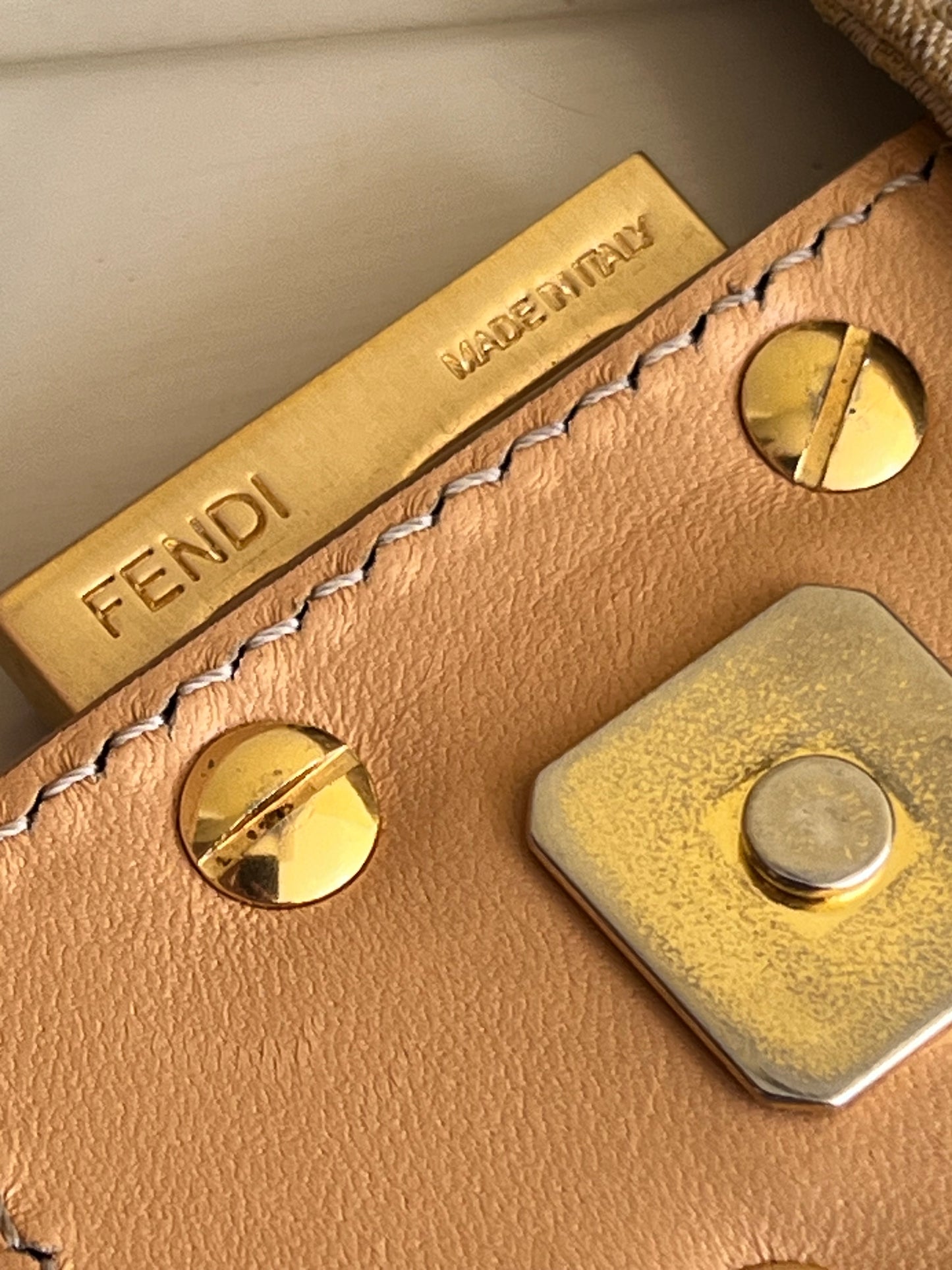 Fendi Mamma beige pattern