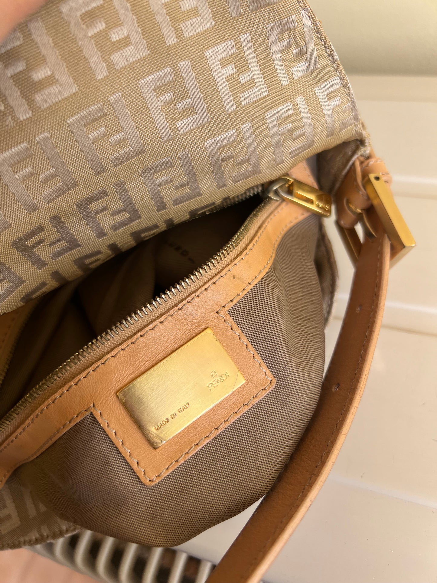 Fendi Mamma beige pattern