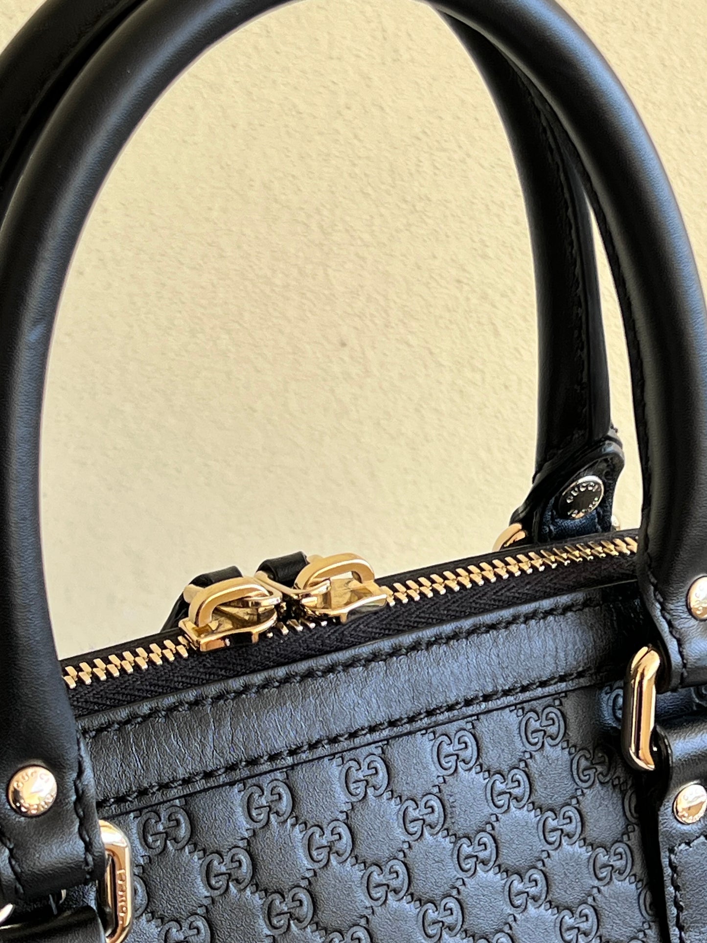 Gucci Guccissima Crossbody