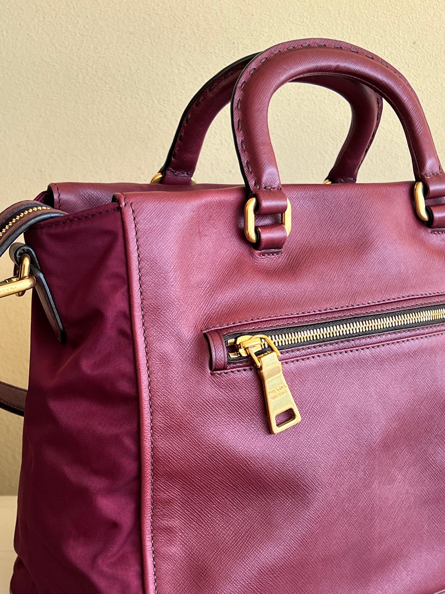 Prada tote Bordeaux
