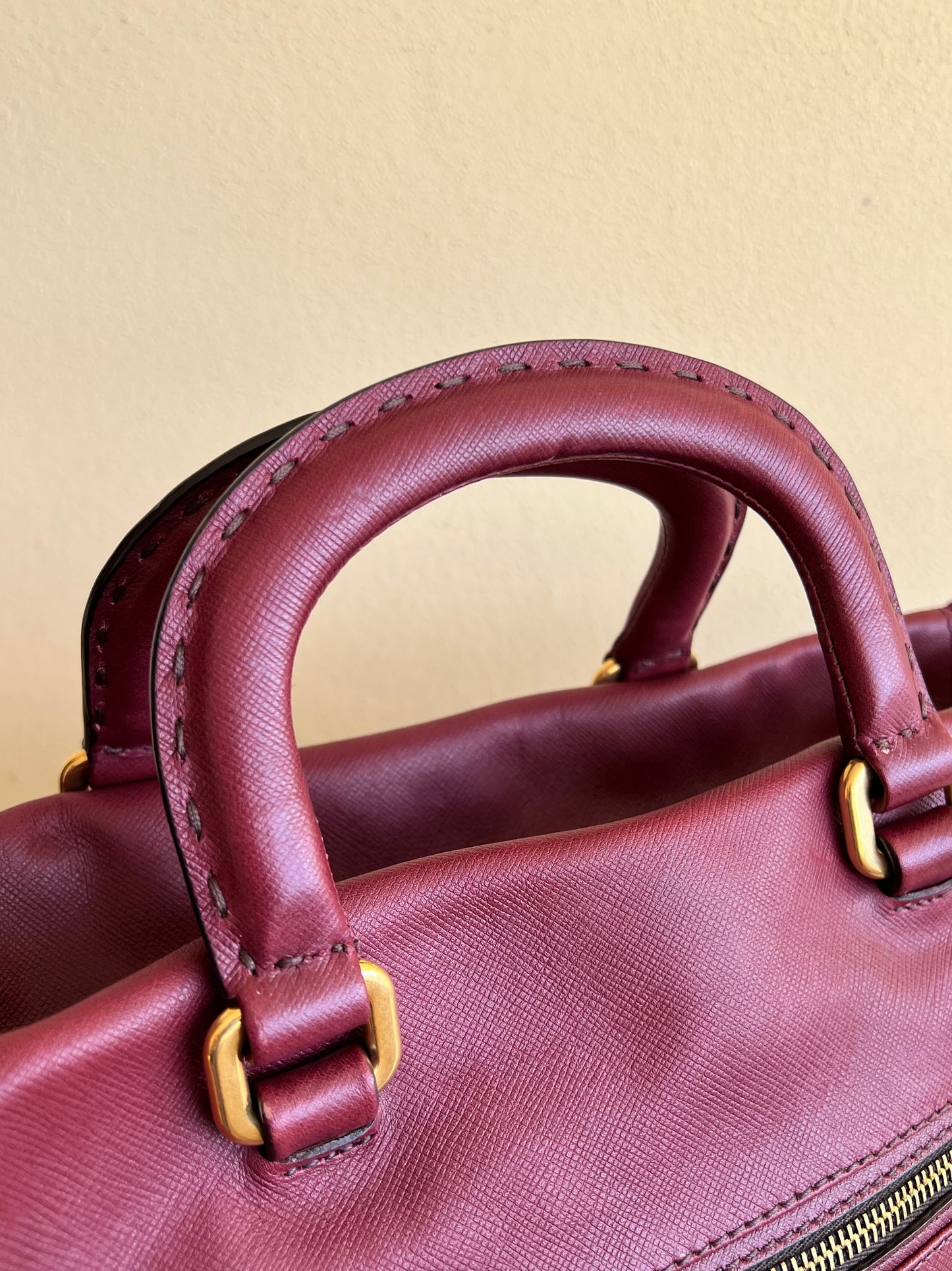 Prada tote Bordeaux