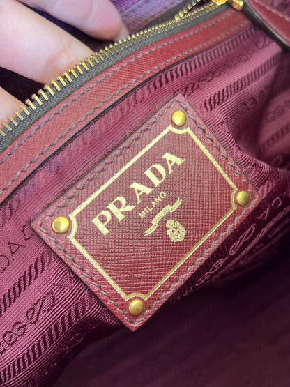 Prada tote Bordeaux