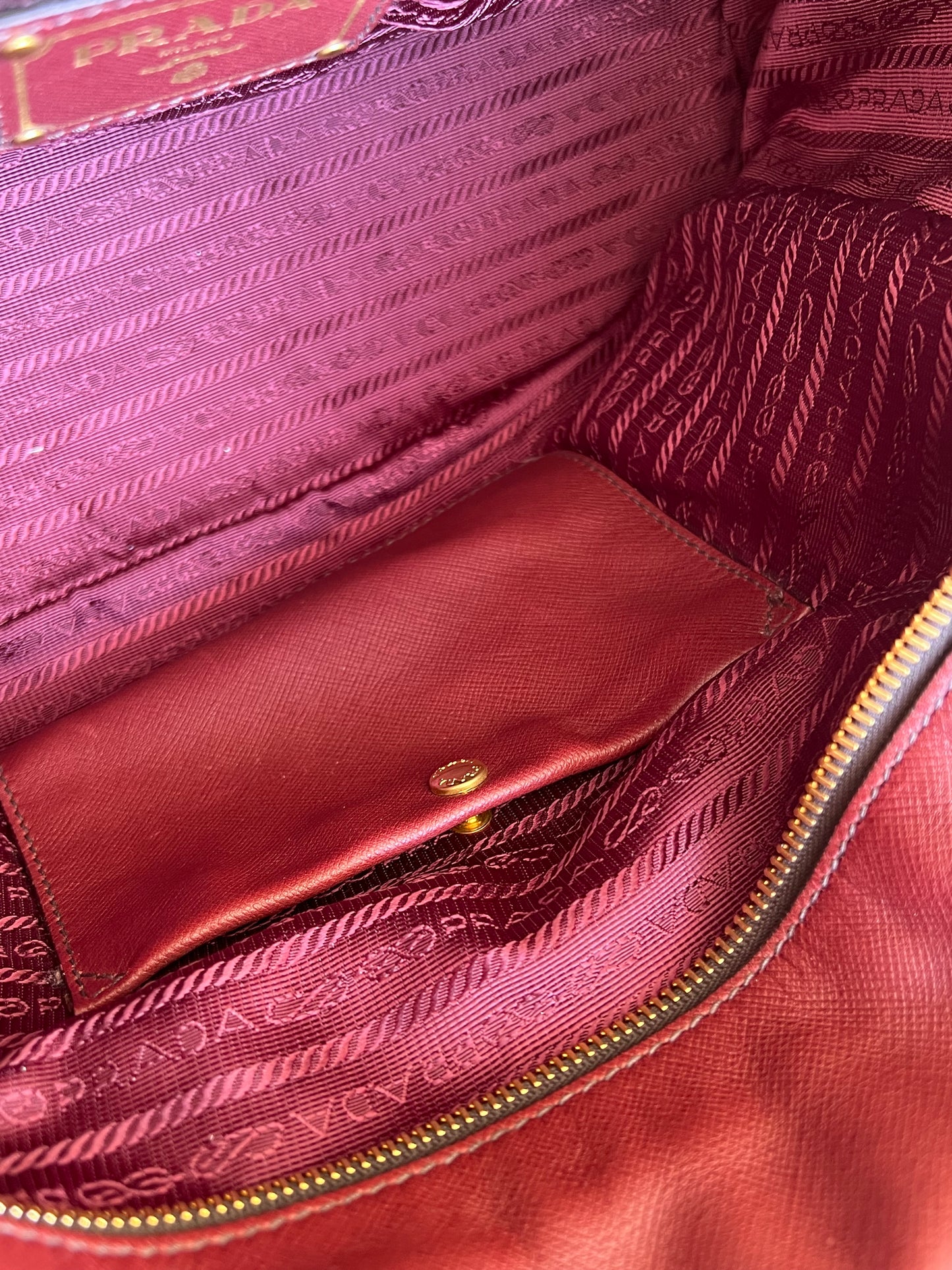 Prada tote Bordeaux