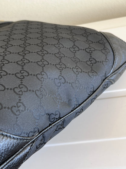 Gucci Hobo long strap