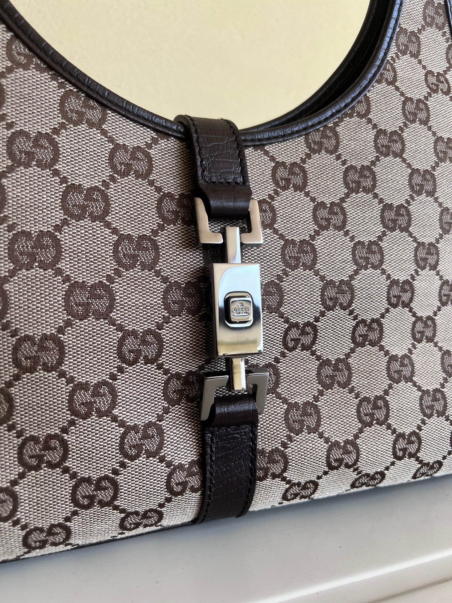 Gucci Bardot marrone
