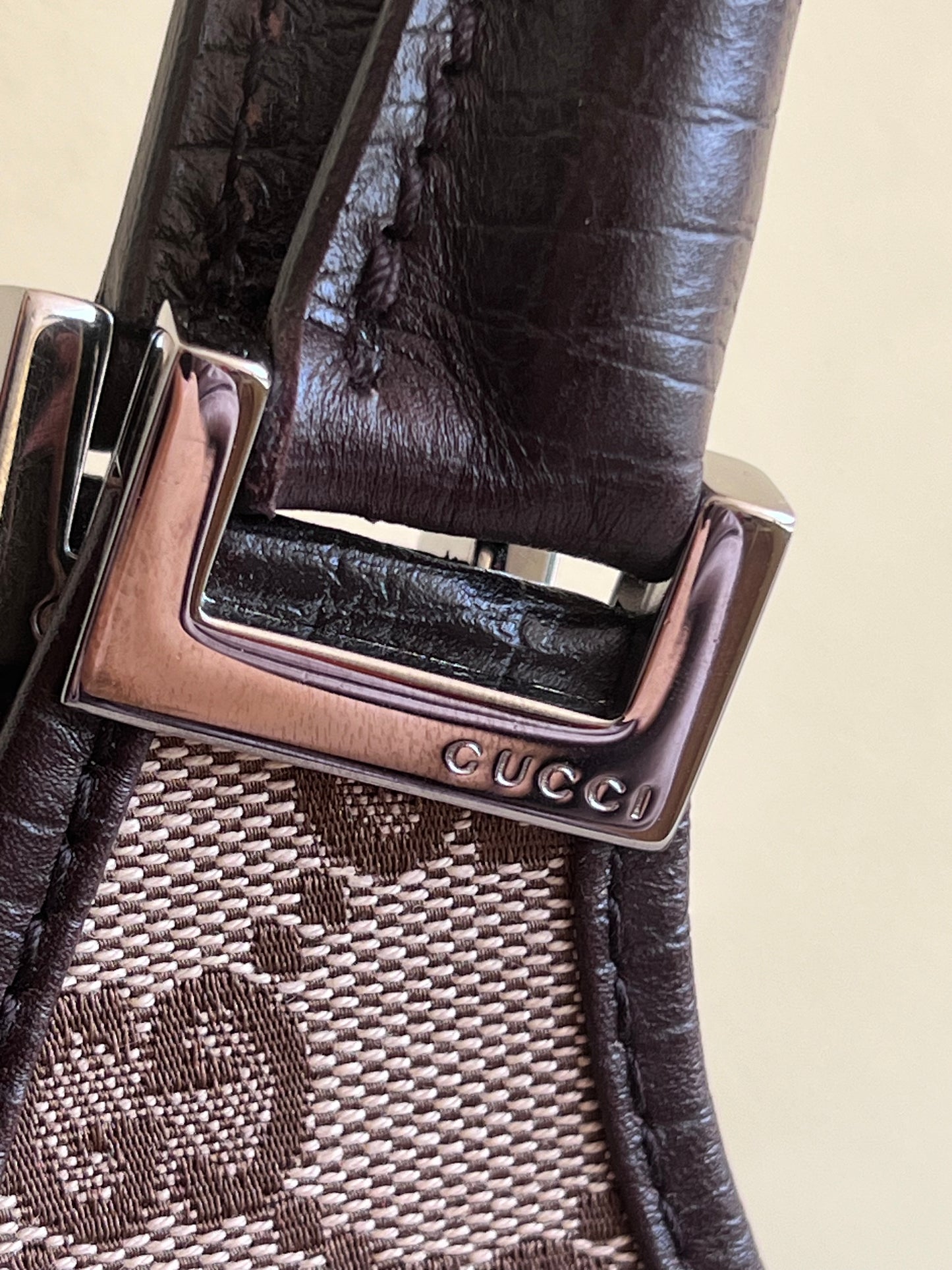 Gucci Bardot marrone