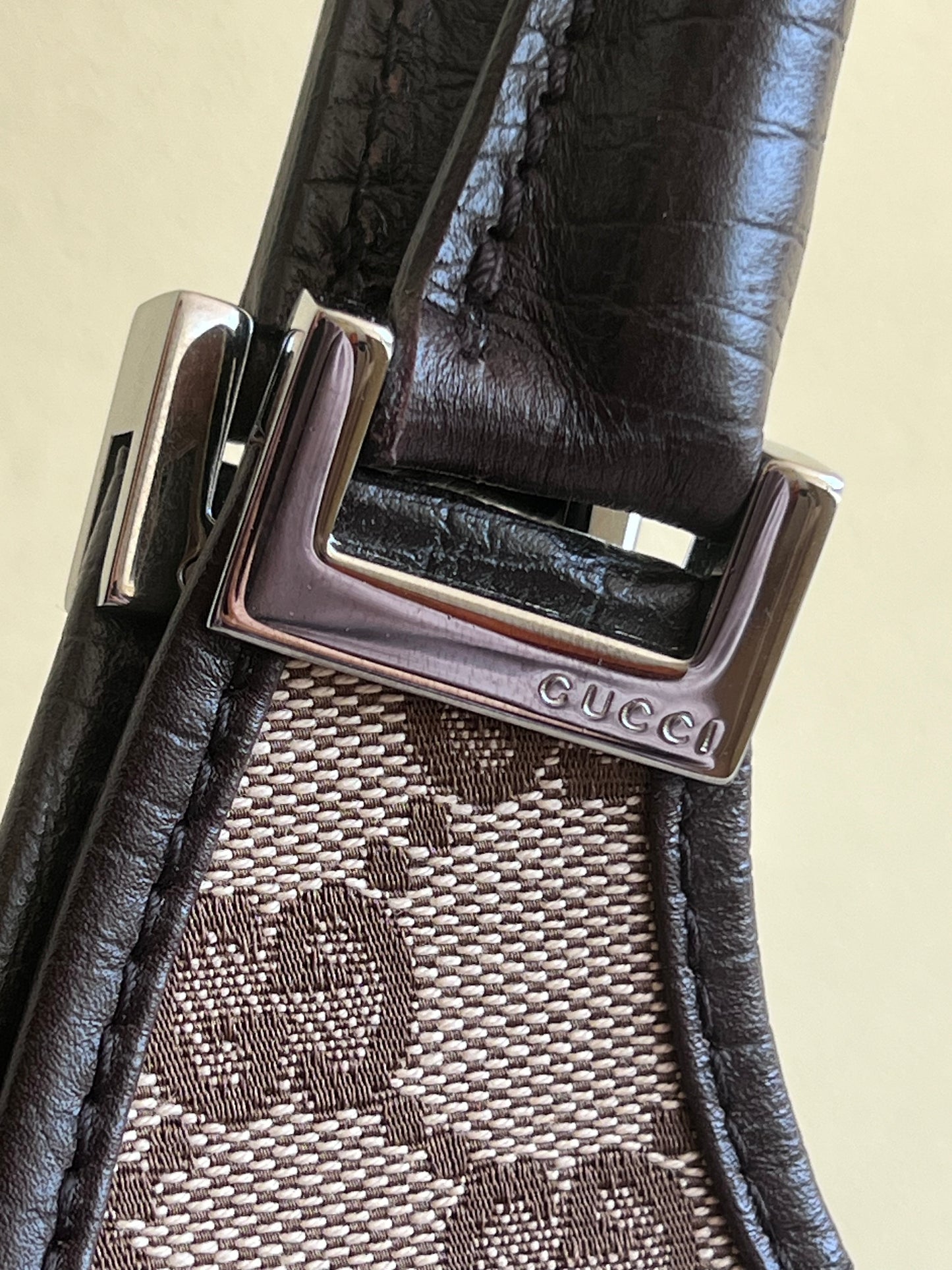 Gucci Bardot marrone