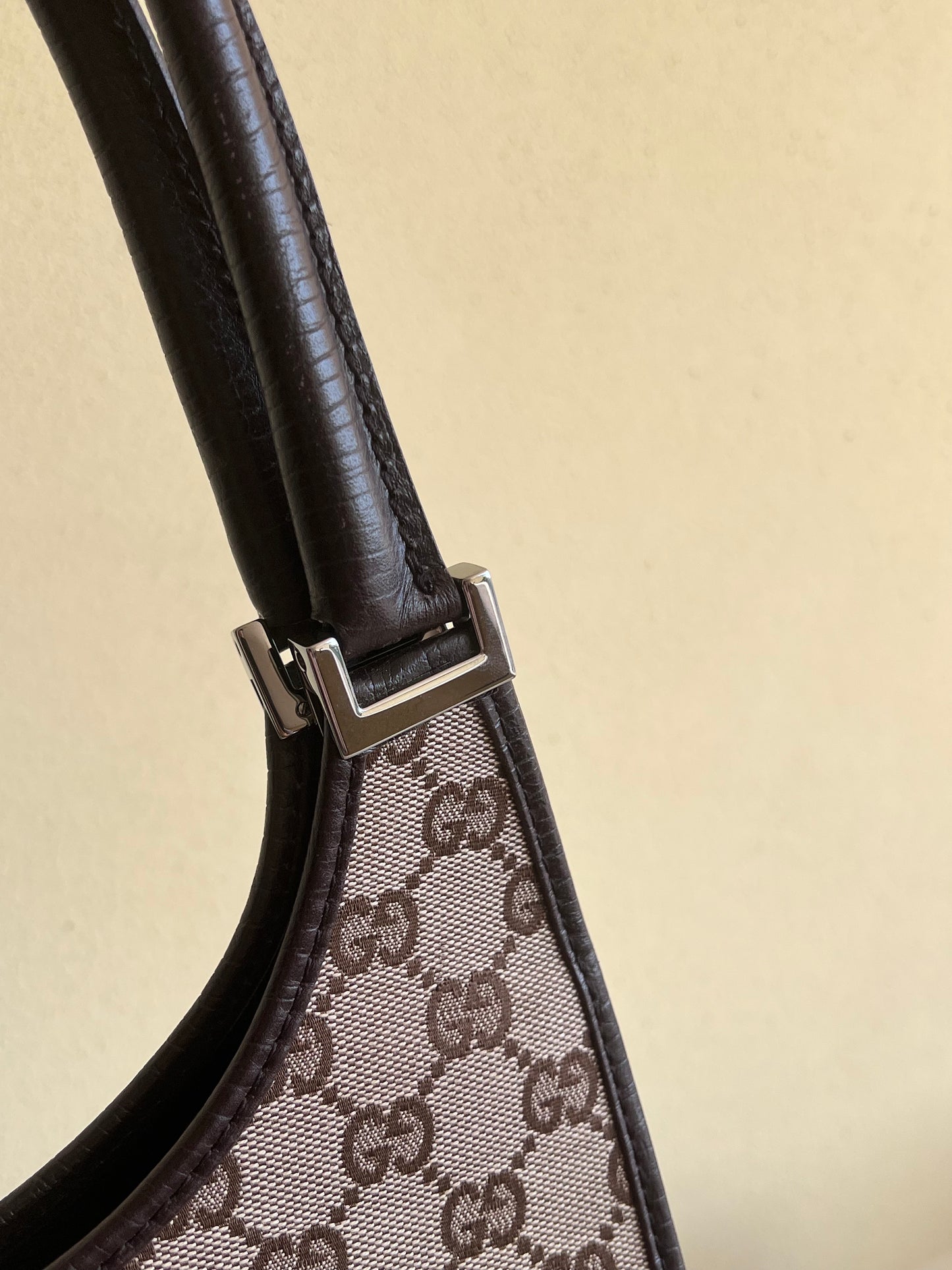 Gucci Bardot marrone