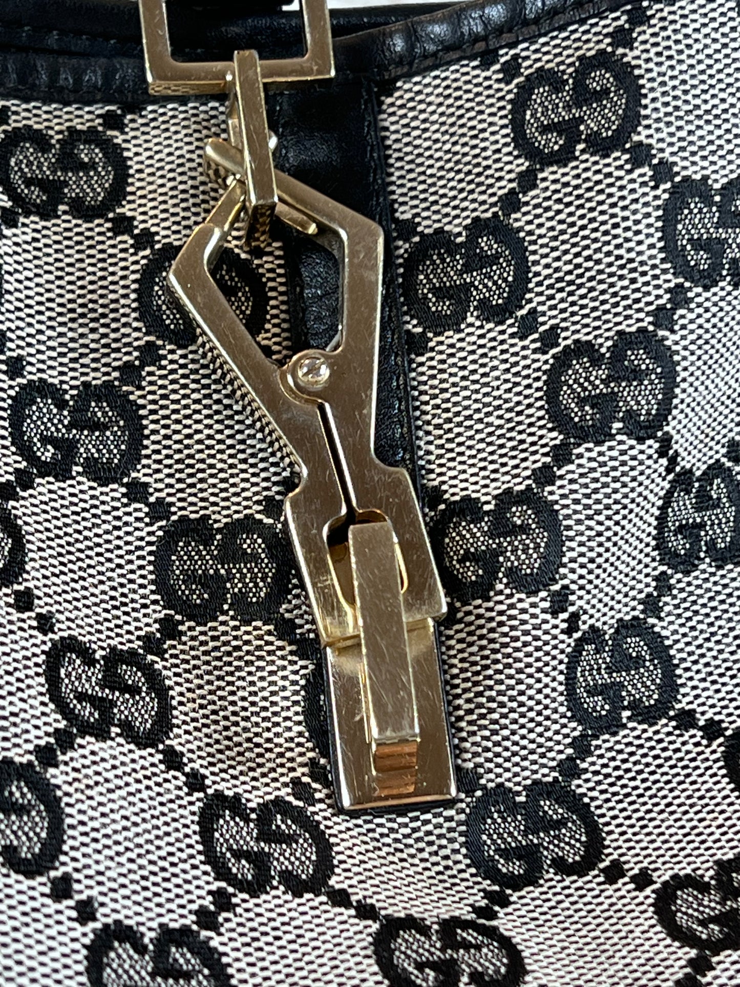 Gucci Jackie grey