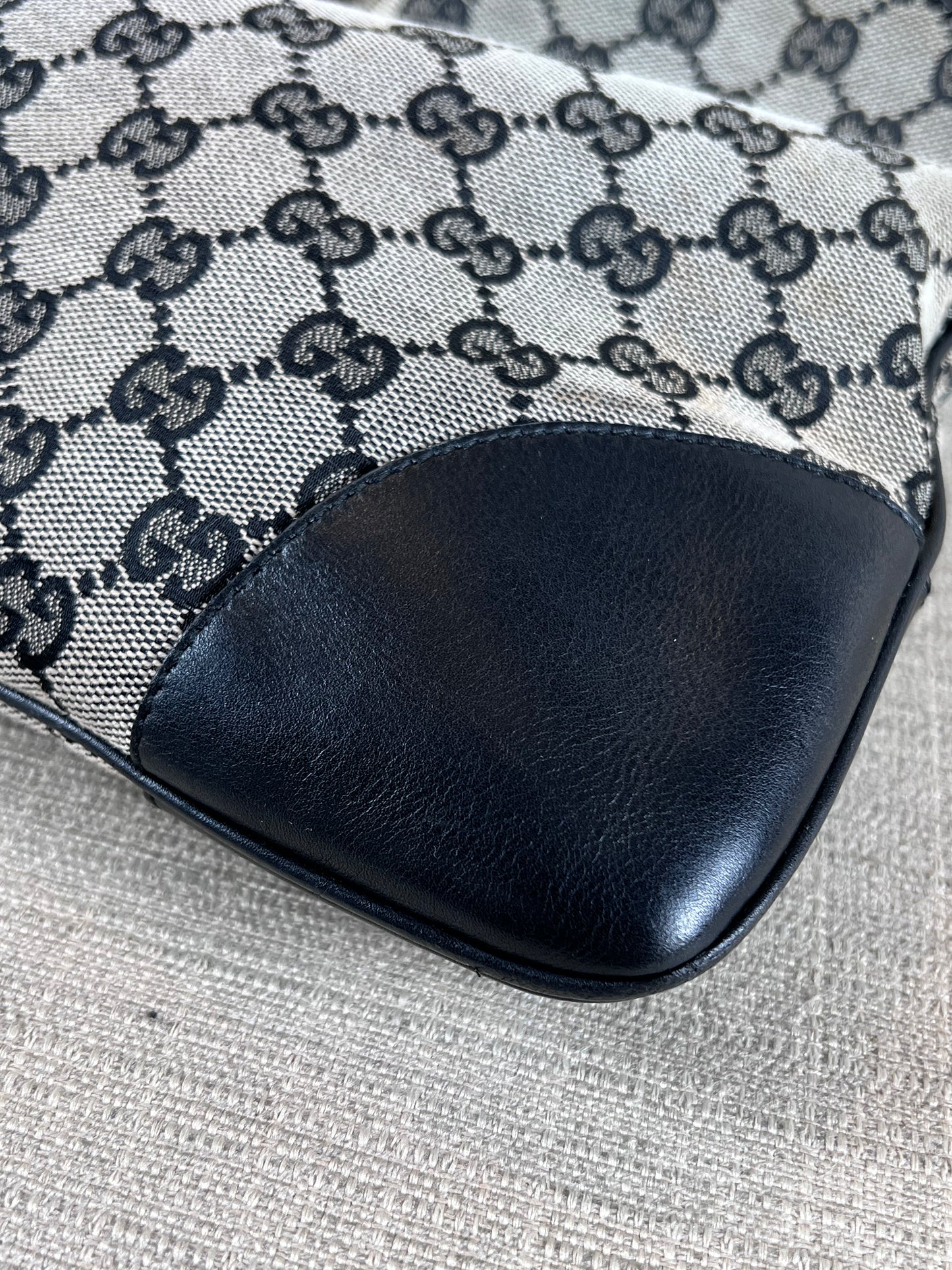 Gucci Jackie grey