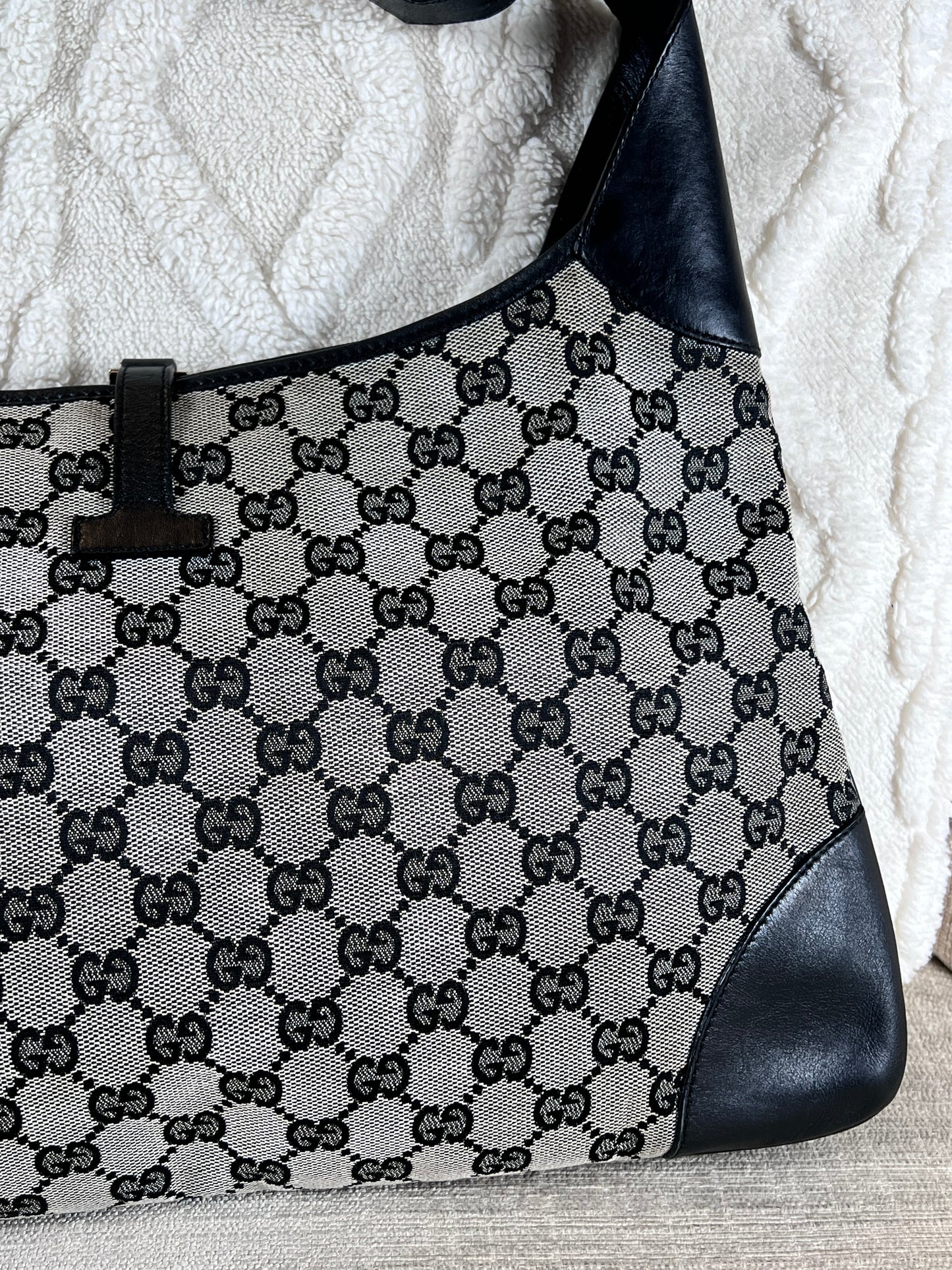 Gucci Jackie grey