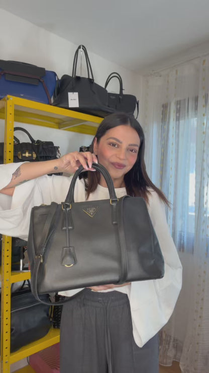 Prada Galleria nera