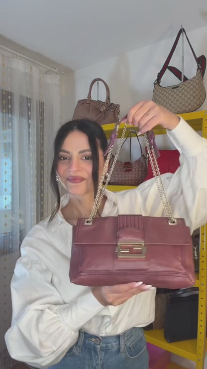 Fendi baguette chain flap Malva